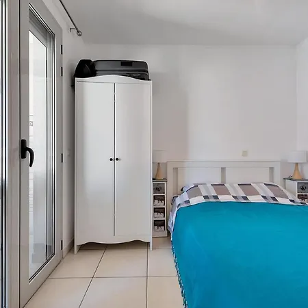 Eden Blue Wilson - Appt Climatise Proche Apartment *